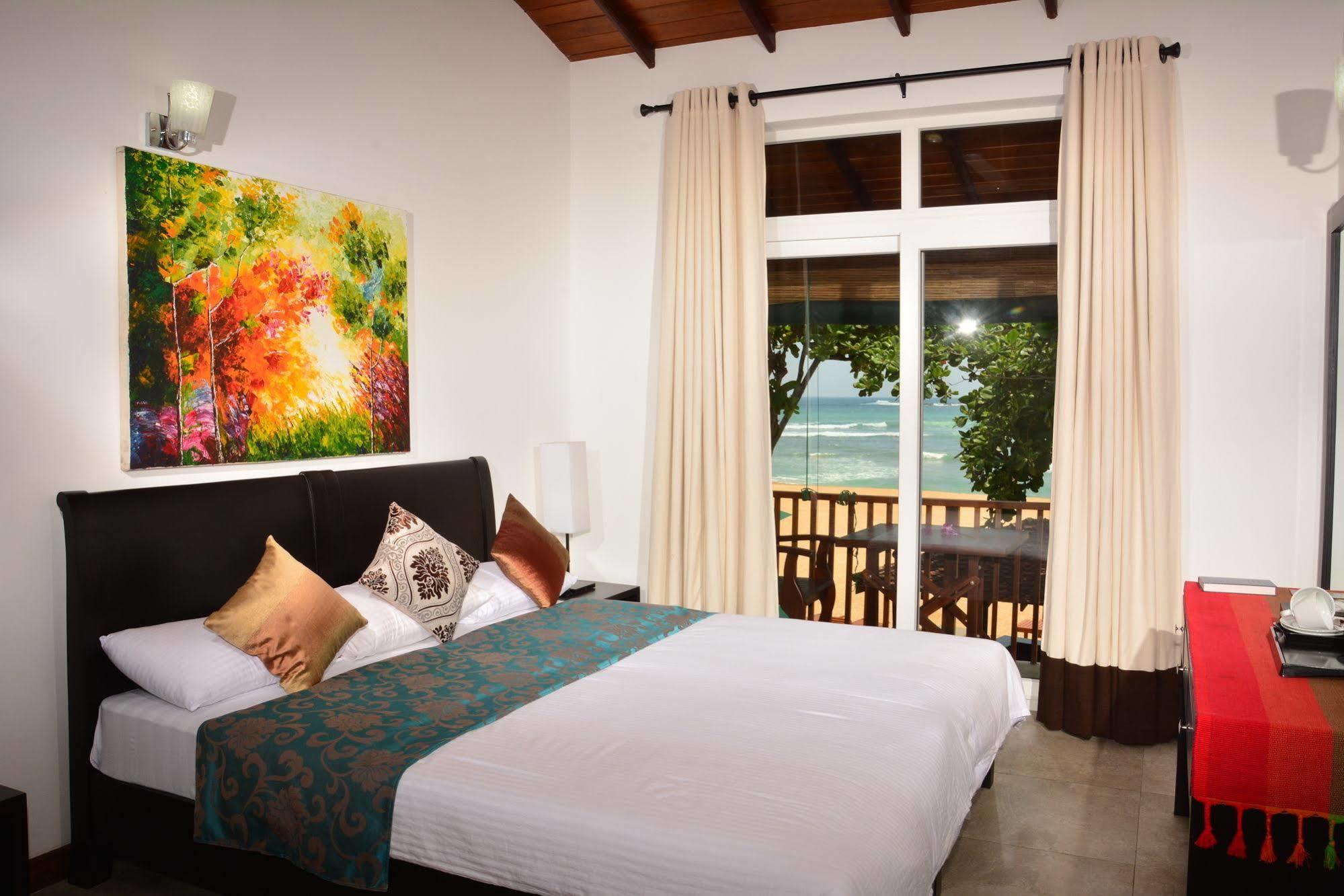Joe'S Resort Unawatuna Buitenkant foto