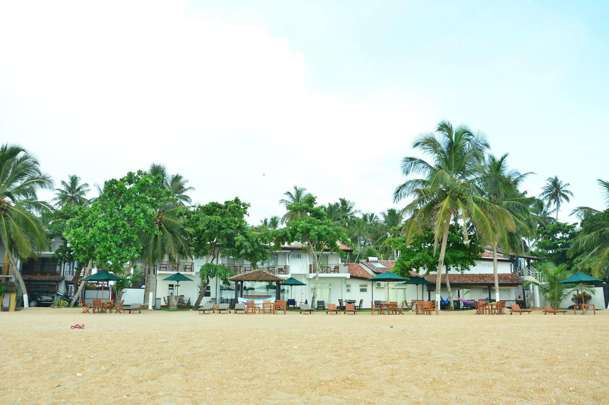 Joe'S Resort Unawatuna Buitenkant foto